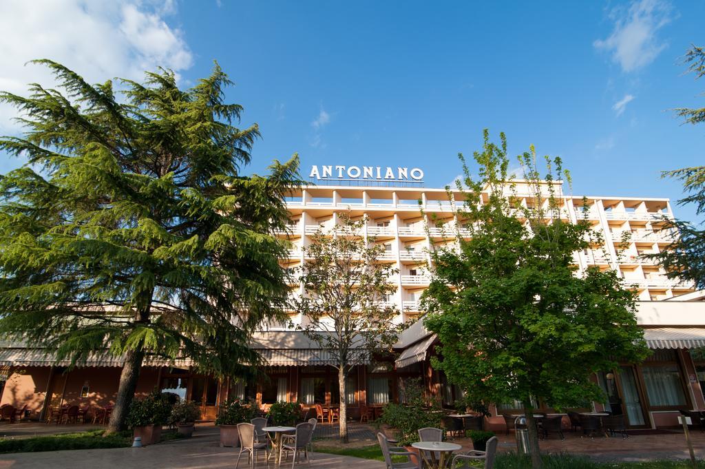 Hotel Terme Antoniano مونتيجروتو تيرمي المظهر الخارجي الصورة