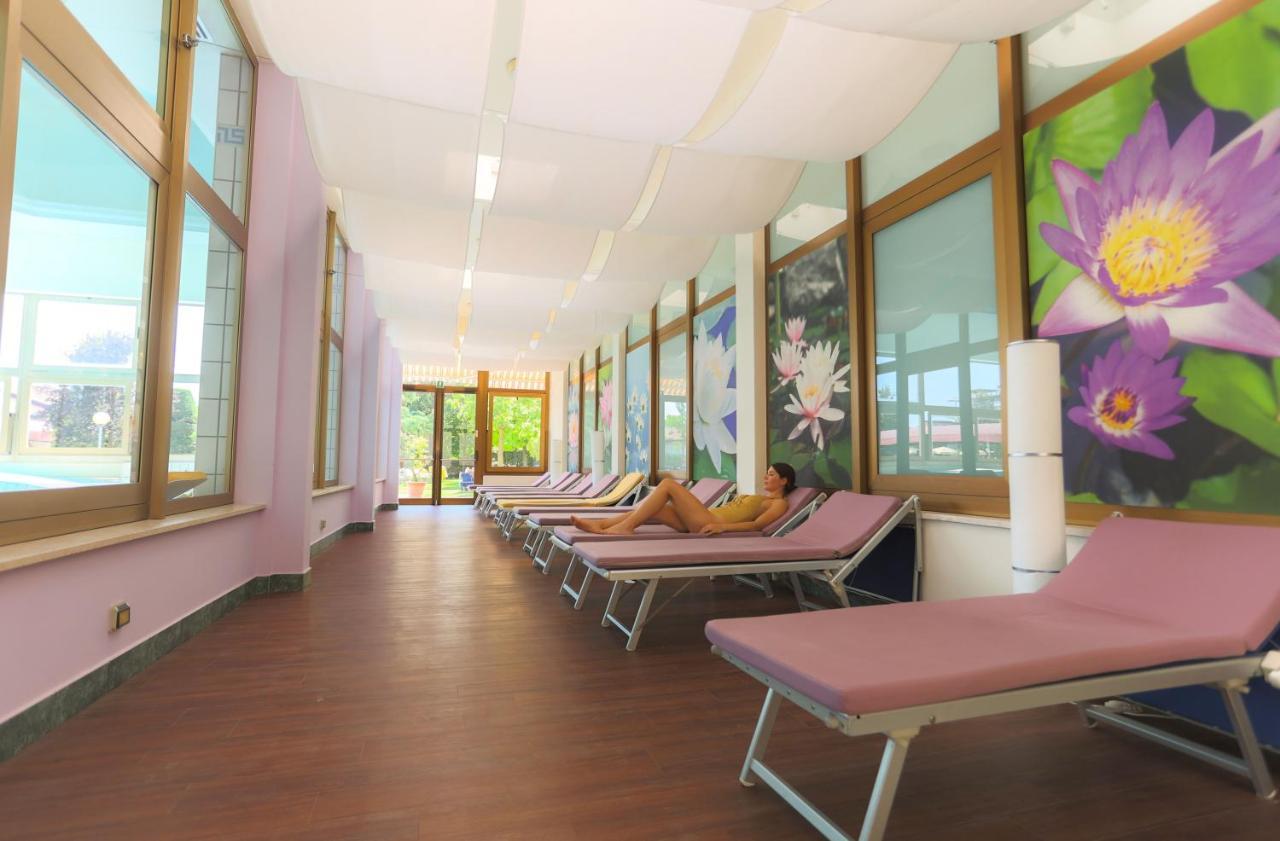 Hotel Terme Antoniano مونتيجروتو تيرمي المظهر الخارجي الصورة