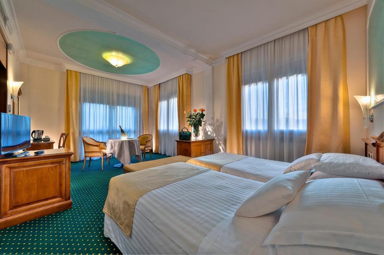 Hotel Terme Antoniano مونتيجروتو تيرمي المظهر الخارجي الصورة
